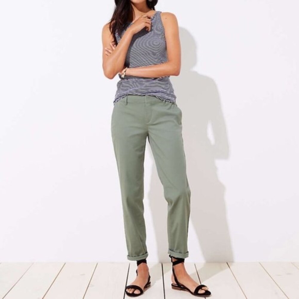 Green LOFT Girlfriend Chino Slim Pants (NWT)
